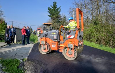 NA TERENU Stričak i Klapša obišli radove na uređenju ceste koja vodi od Maruševca prema Ivancu